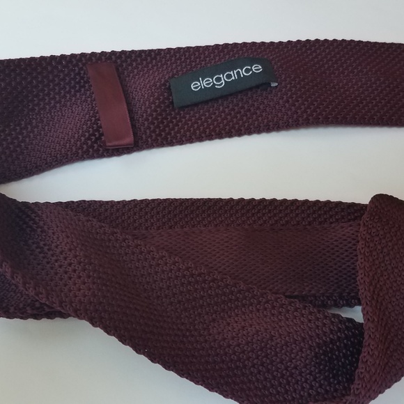Elegance Burgundy Knit Tie - Picture 2 of 2